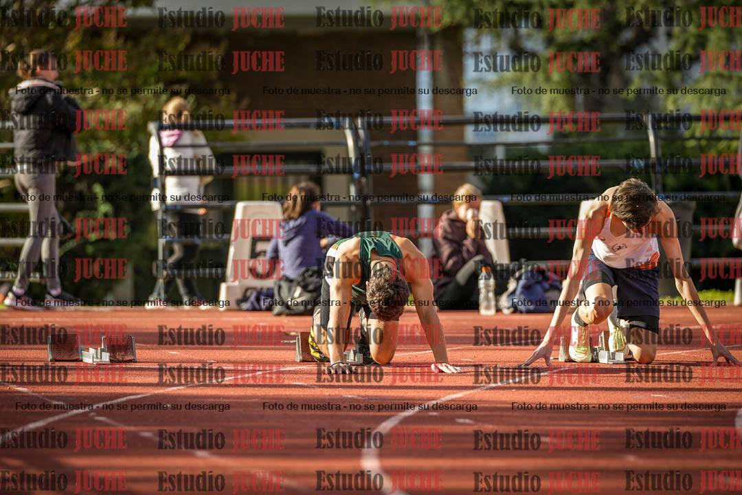 Fotos de los 100 m llanos de varones - FINAL