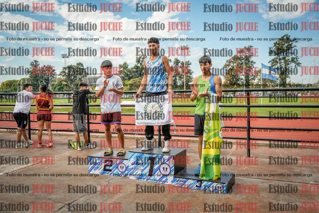 Fotos de algunos podios y extras