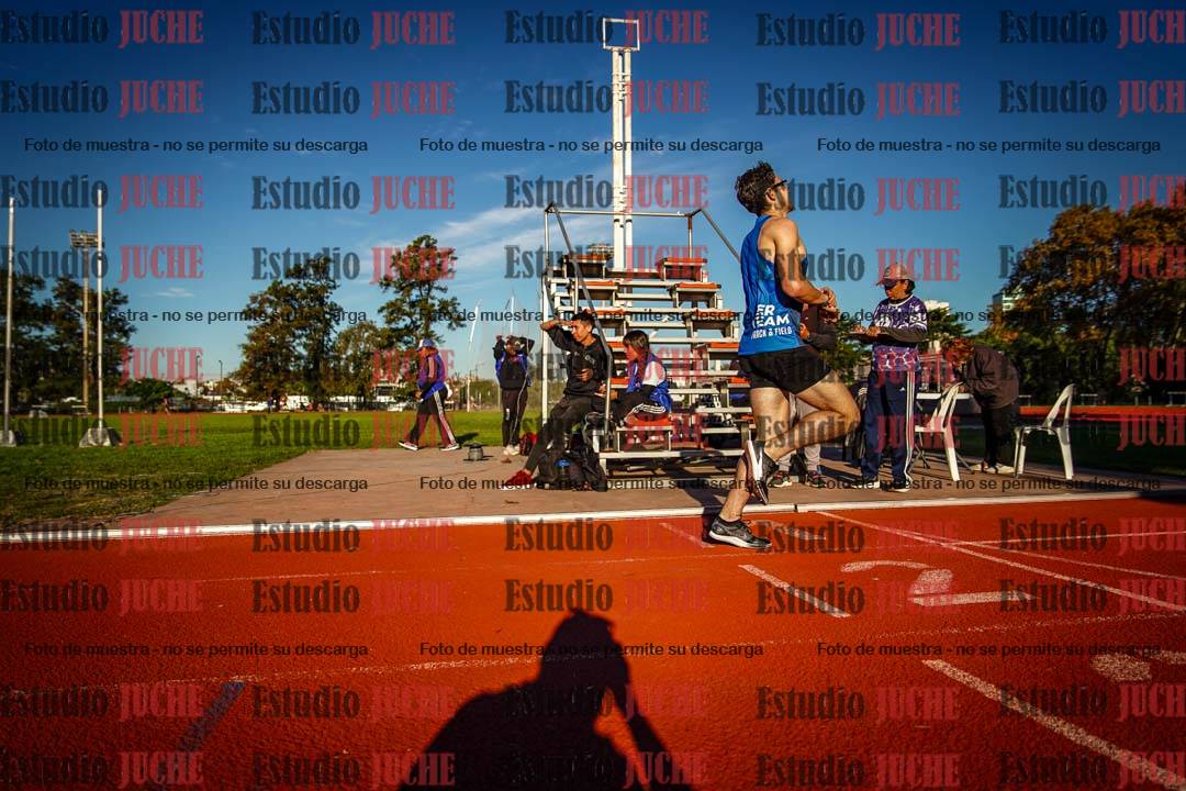 Fotos de los 3000 m llanos de varones