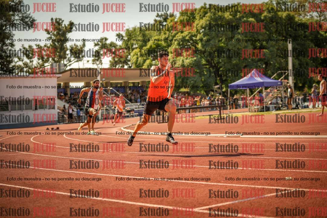 Fotos de los 400 m llanos de varones