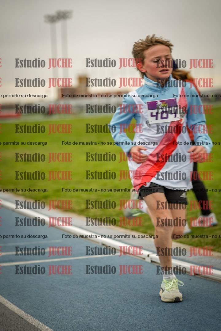 Fotos de los 2000 m llanos de mujeres U14 y U17 - varones U14