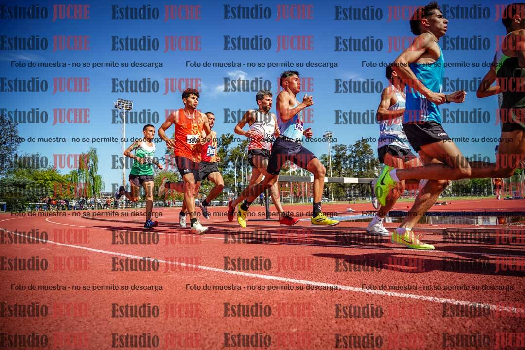 Fotos de los 5000 m llanos de varones