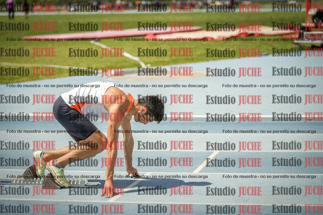 Fotos de los 400 m llanos de varones