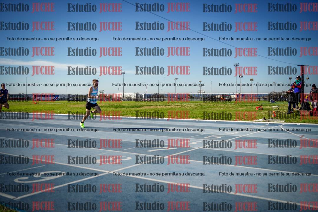 Fotos de los 400 m llanos de varones
