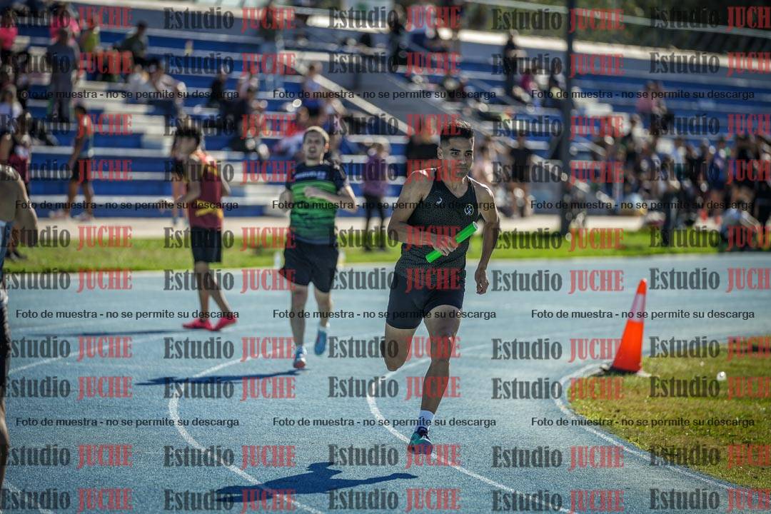 Fotos de las postas 4x200 m llanos de mujeres