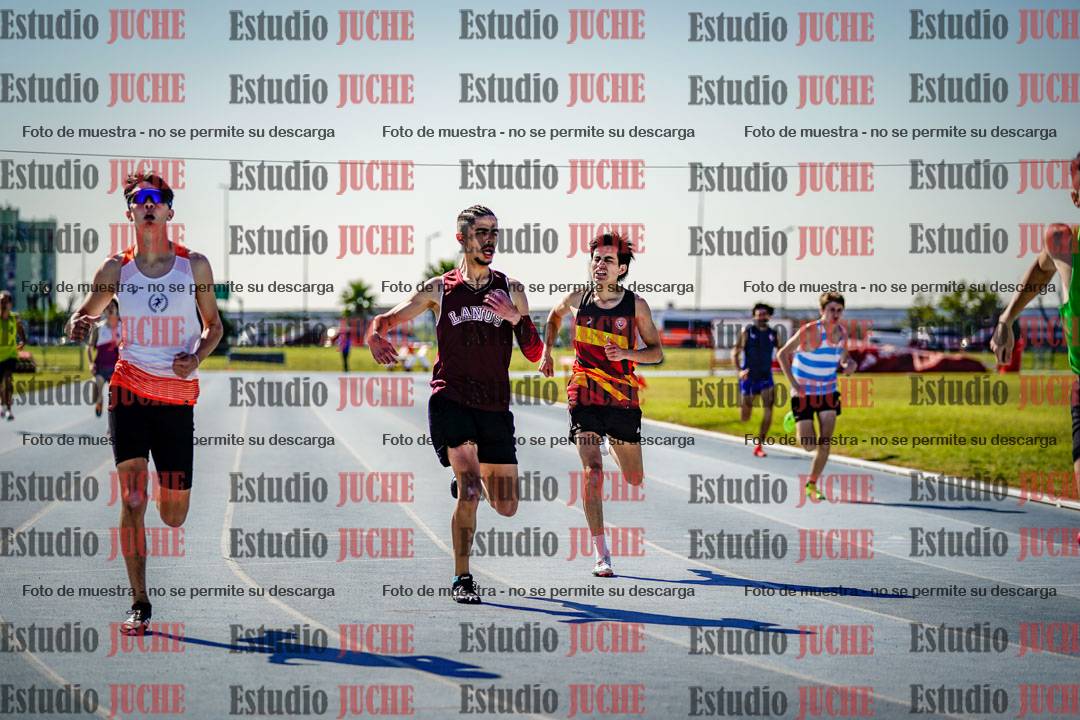 Fotos de los 400 m llanos de varones