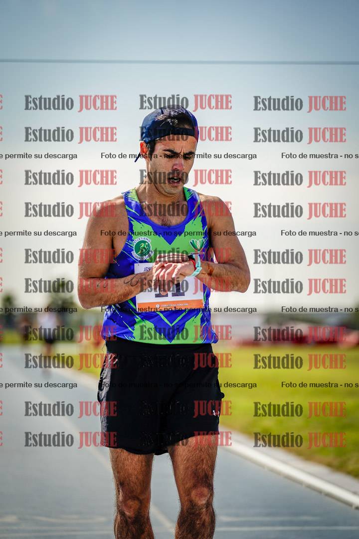 Fotos de los 3000 m llanos de varones