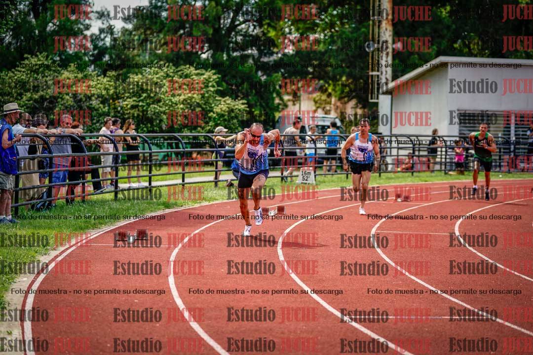 Fotos de los 400 m llanos de varones