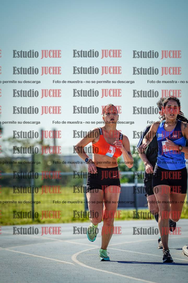 Fotos de los 5000 m llanos de mujeres y varones