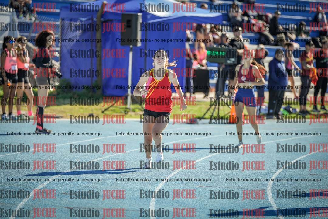 Fotos de las postas 4x200 m llanos de mujeres