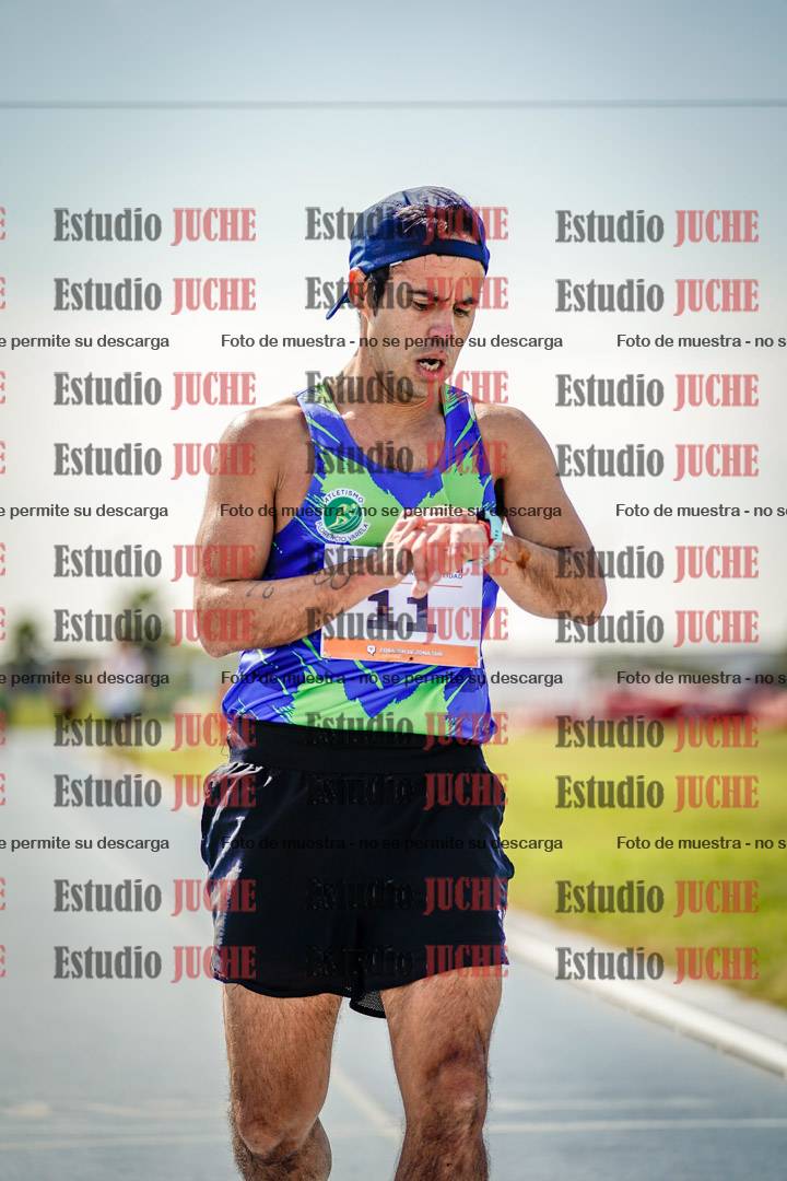 Fotos de los 3000 m llanos de varones