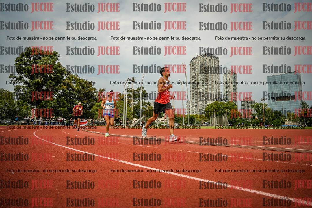 Fotos de los 3000 m llanos de varones