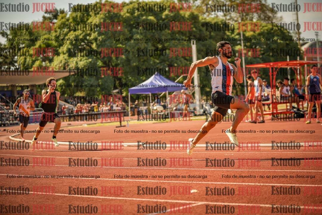 Fotos de los 400 m llanos de varones