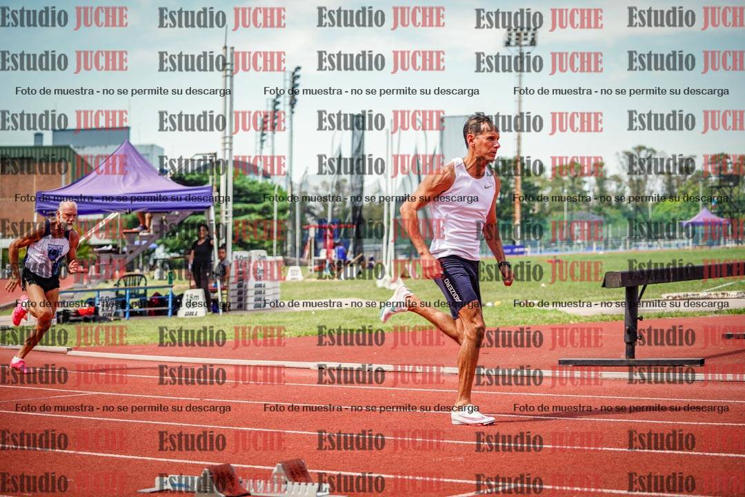 Fotos de los 400 m llanos de varones