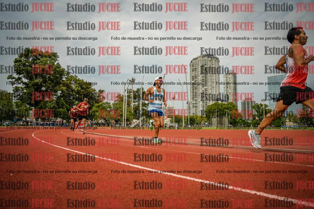 Fotos de los 3000 m llanos de varones