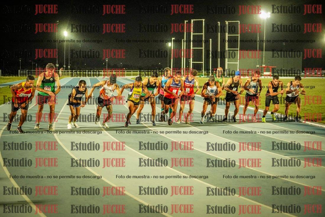 Fotos de los 3000 m llanos de varones