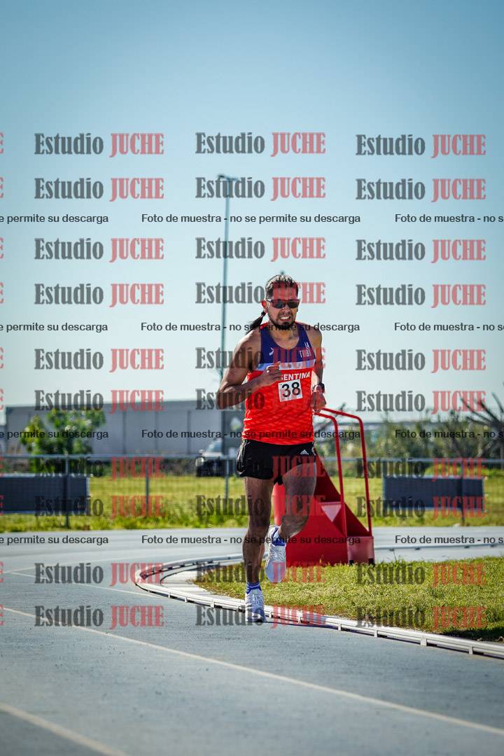 Fotos de los 5000 m llanos de mujeres y varones