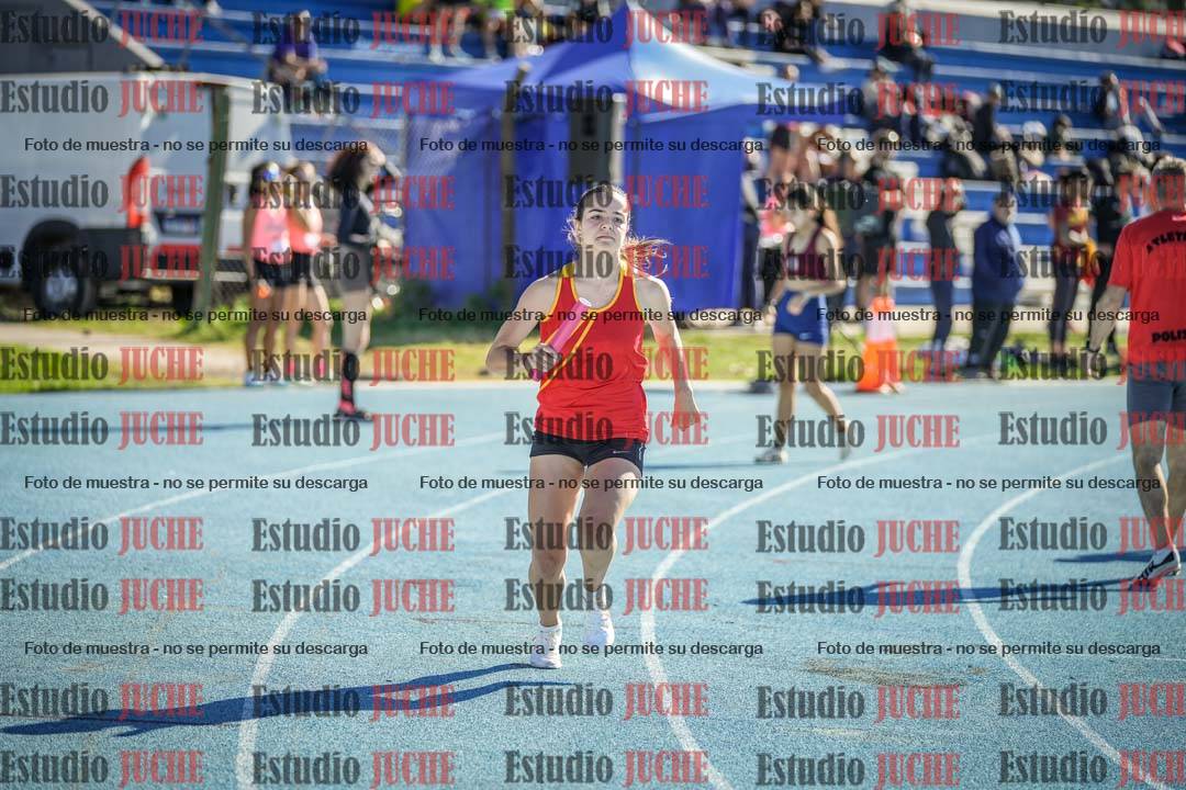 Fotos de las postas 4x200 m llanos de mujeres