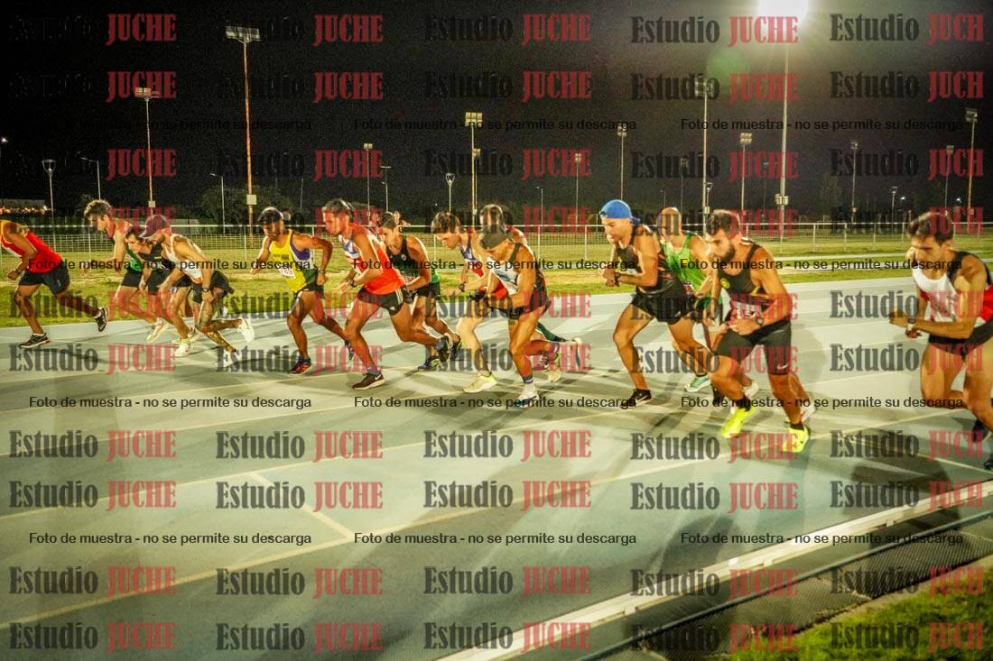 Fotos de los 3000 m llanos de varones