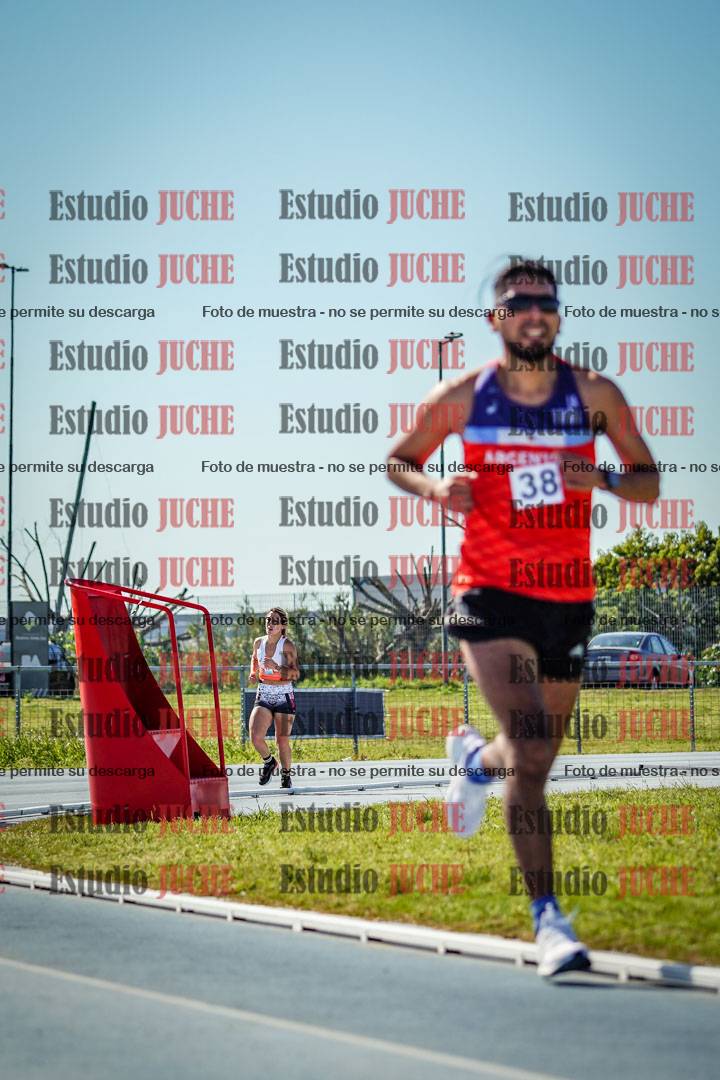 Fotos de los 5000 m llanos de mujeres y varones