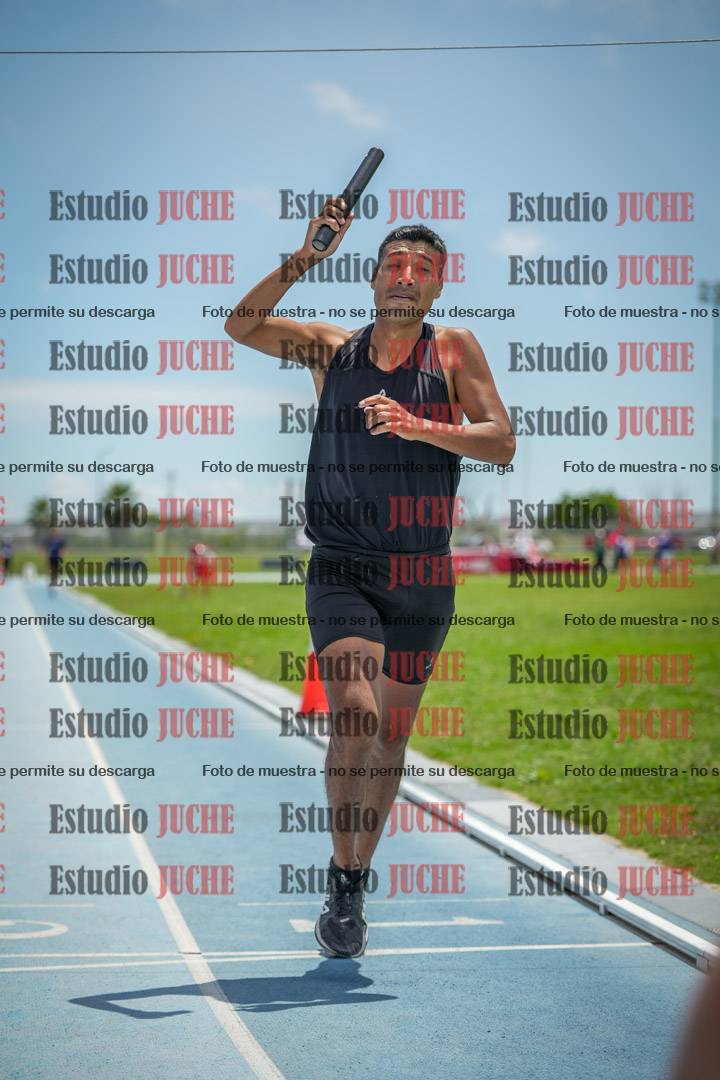 Fotos de las llegadas de los relevos 20' para running teams - serie 2