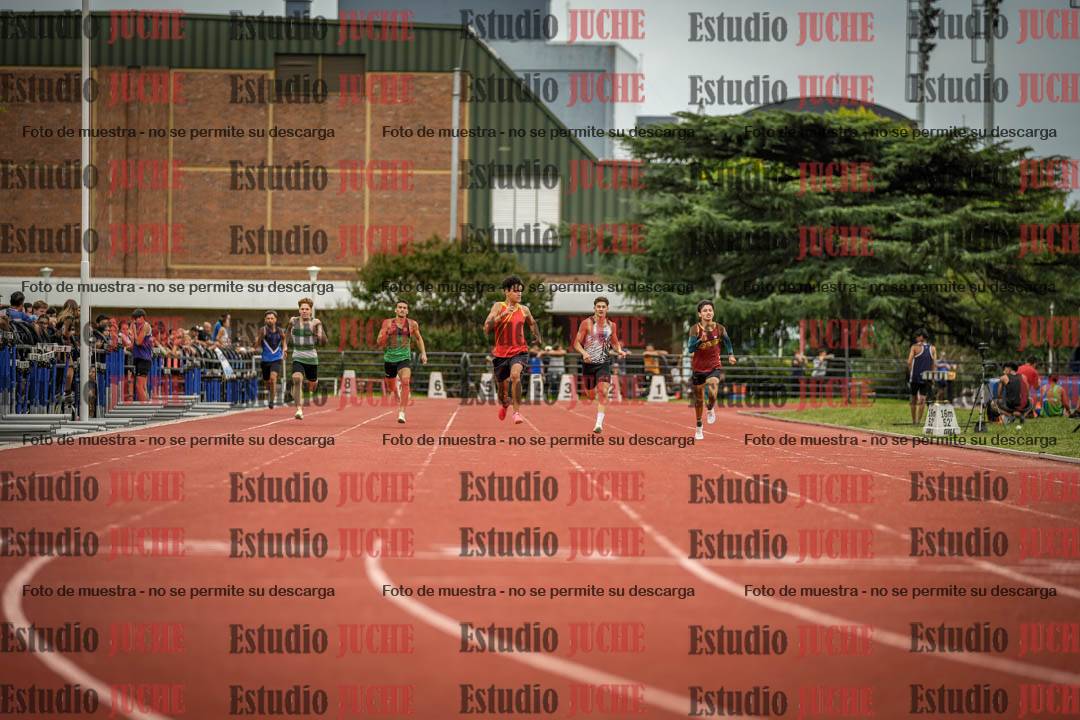 Fotos de los 400 m llanos de varones