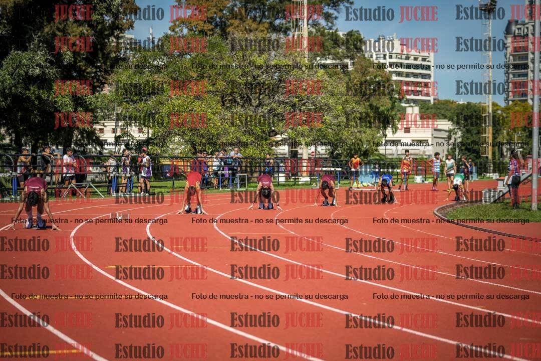 Fotos de los 200 m llanos de varones