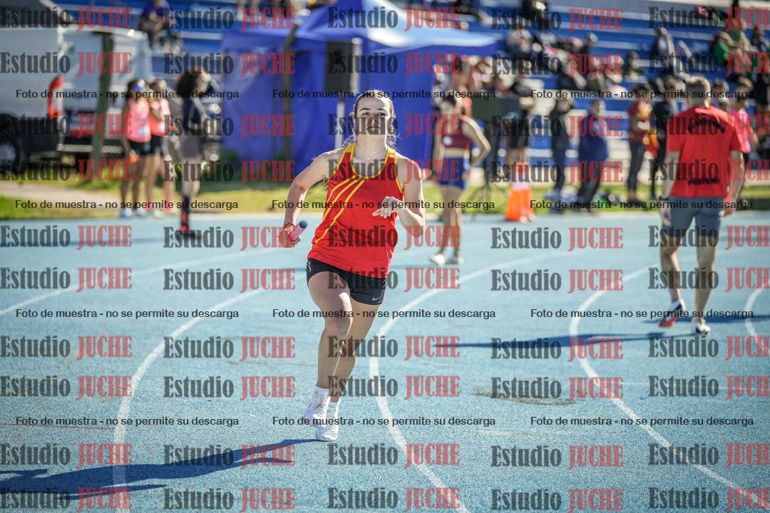 Fotos de las postas 4x200 m llanos de mujeres
