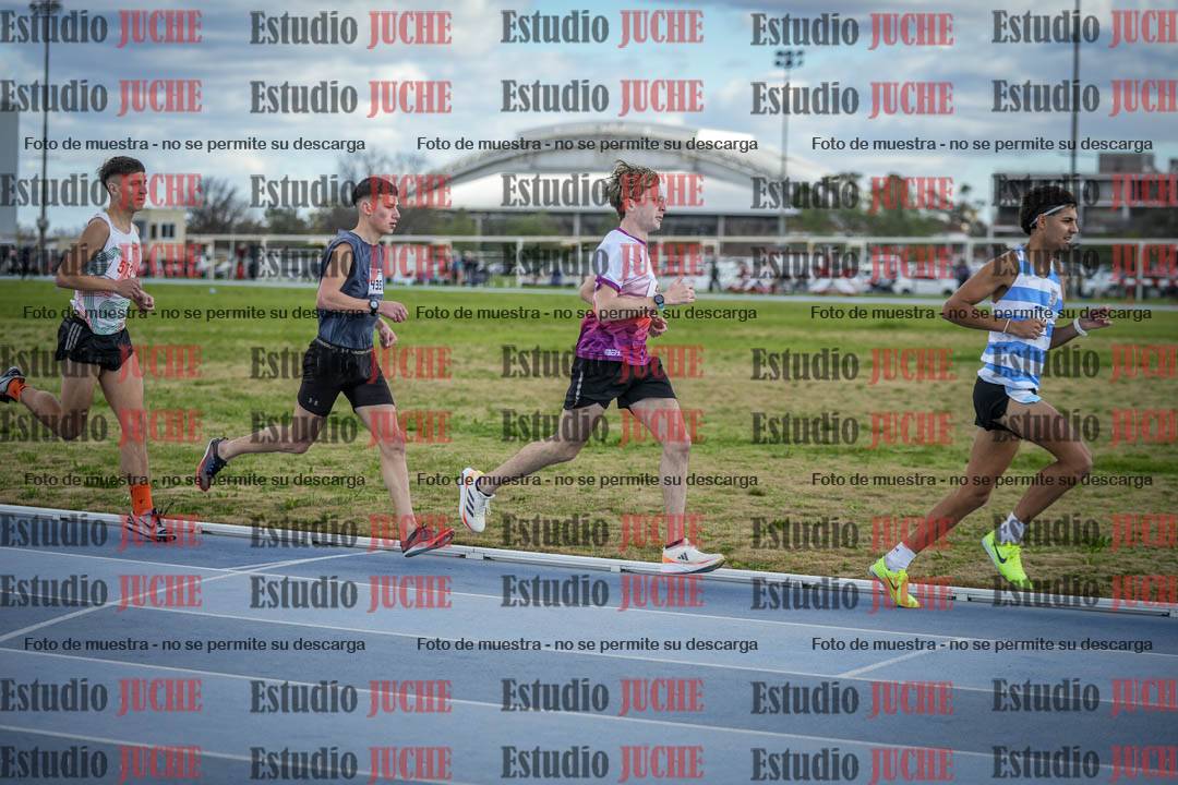 Fotos de los 5000 m llanos de varones
