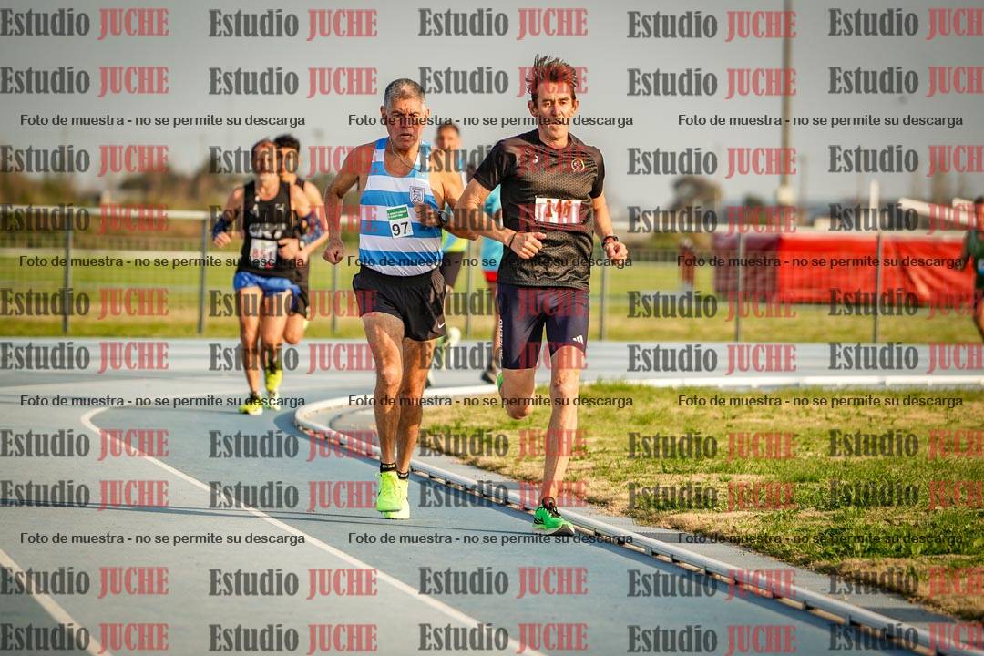 Fotos de los 3000 m llanos de varones