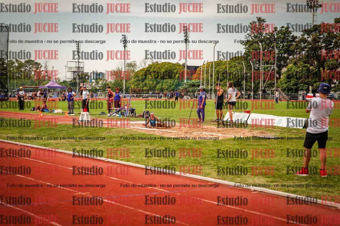 Fotos del salto triple de mujeres y varones