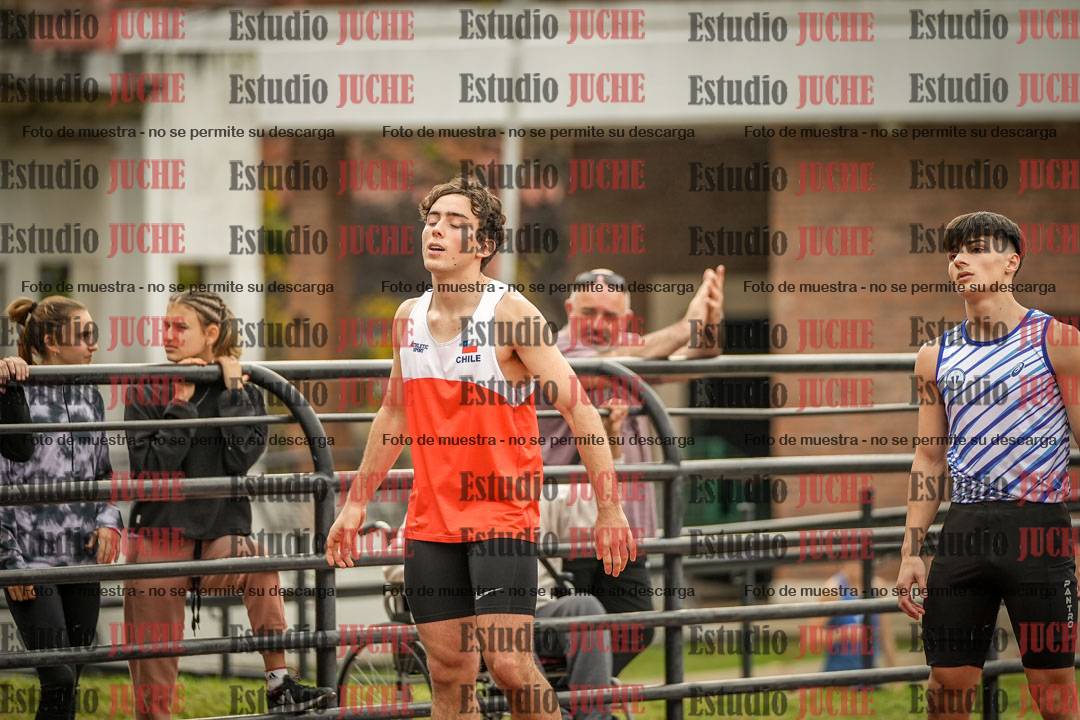 Fotos de los 100 m llanos de varones - FINAL