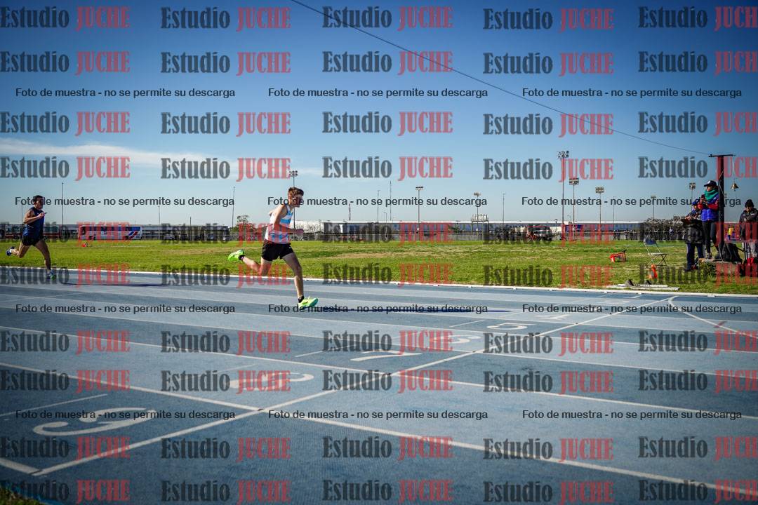 Fotos de los 400 m llanos de varones