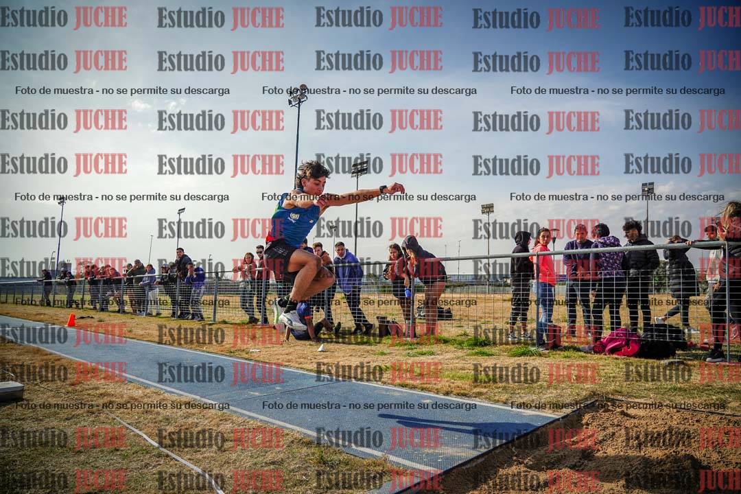 Fotos del salto triple de varones