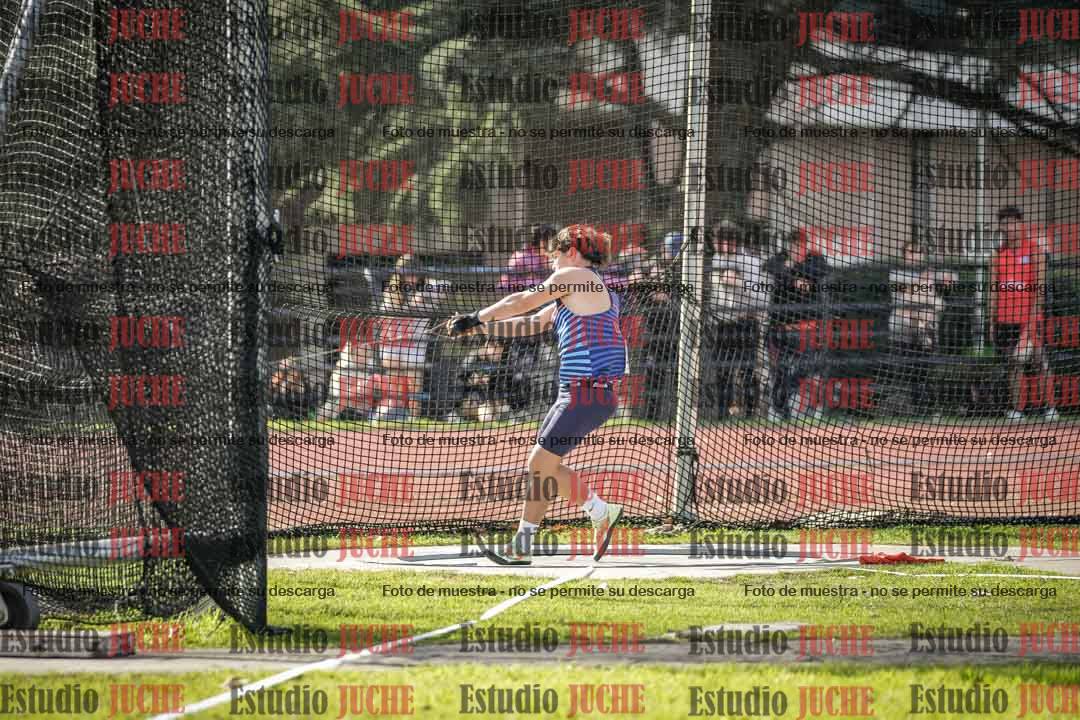 Fotos del lanzamiento de martillo de varones