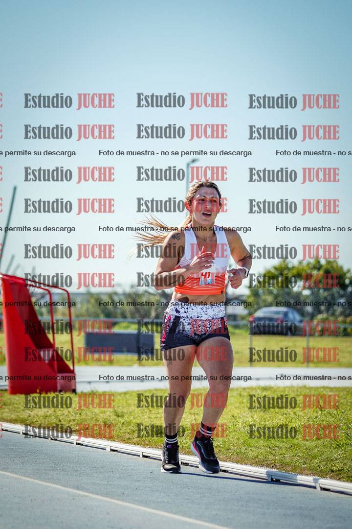 Fotos de los 5000 m llanos de mujeres y varones