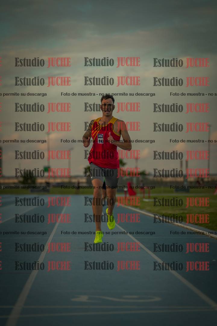 Fotos de los 3000 m llanos de varones