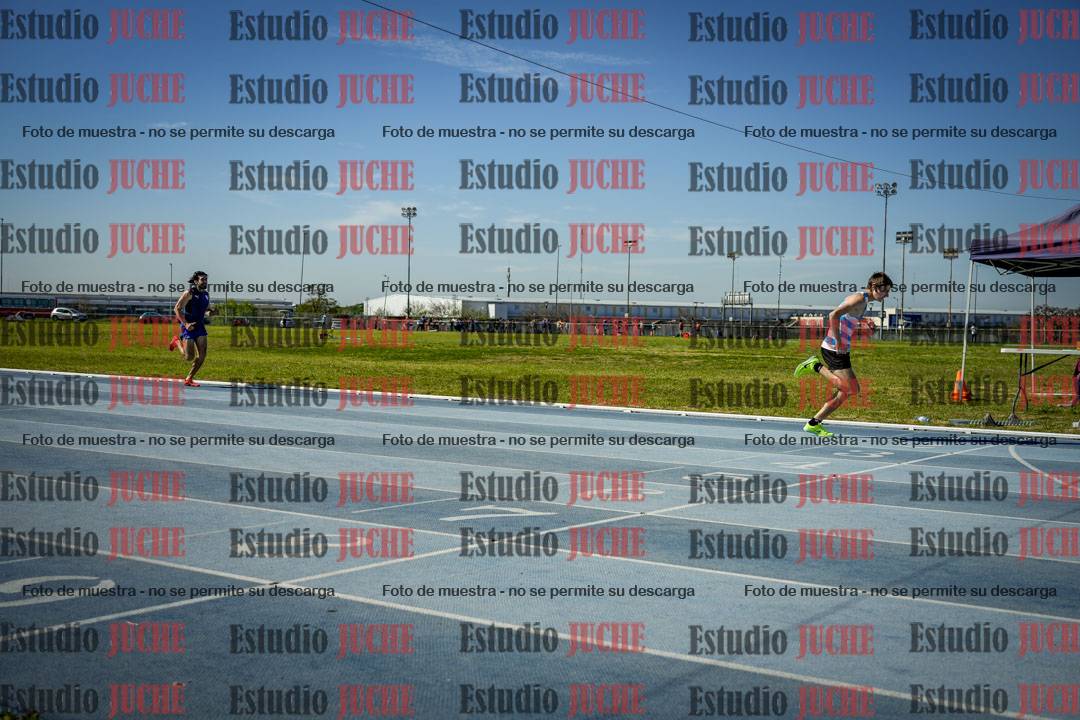 Fotos de los 400 m llanos de varones