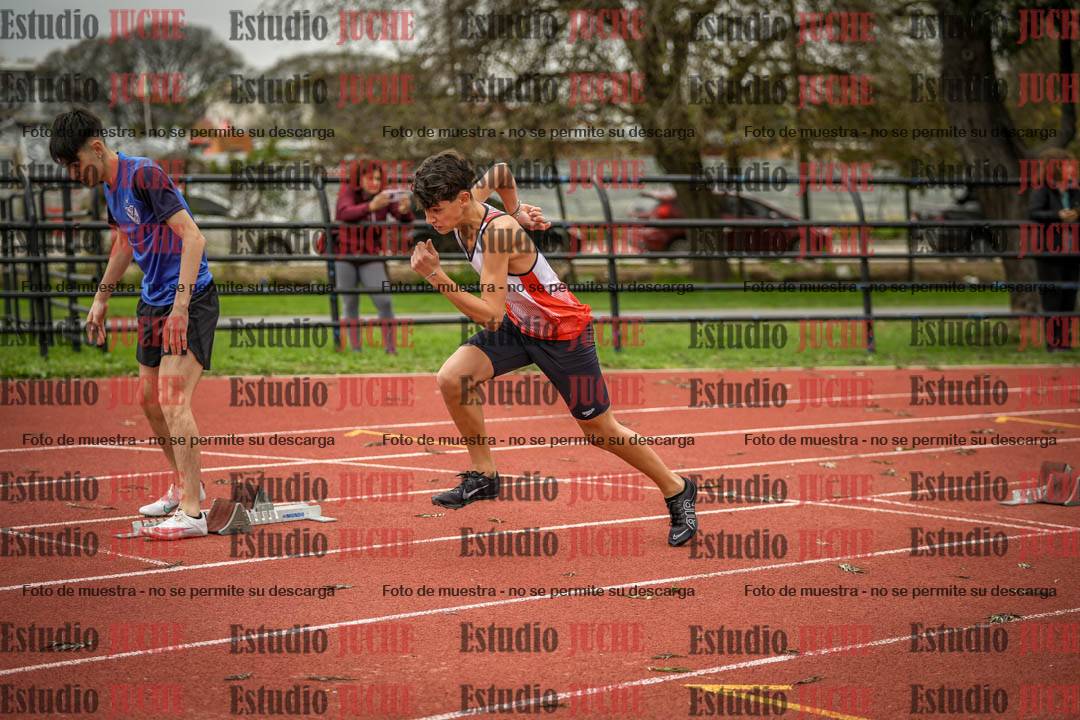 Fotos de los 200 m llanos de varones