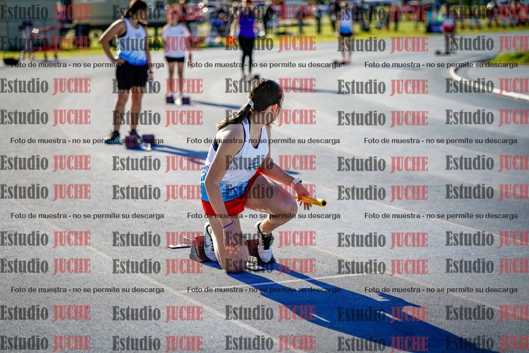 Fotos de las postas 5x80 m de mujeres