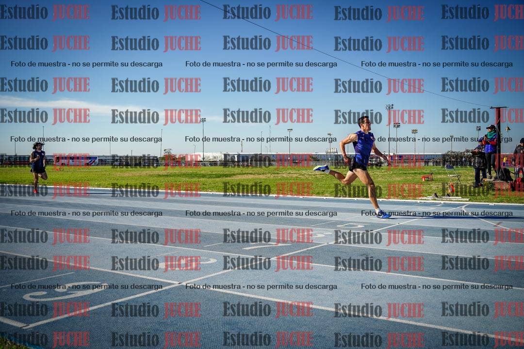 Fotos de los 400 m llanos de varones
