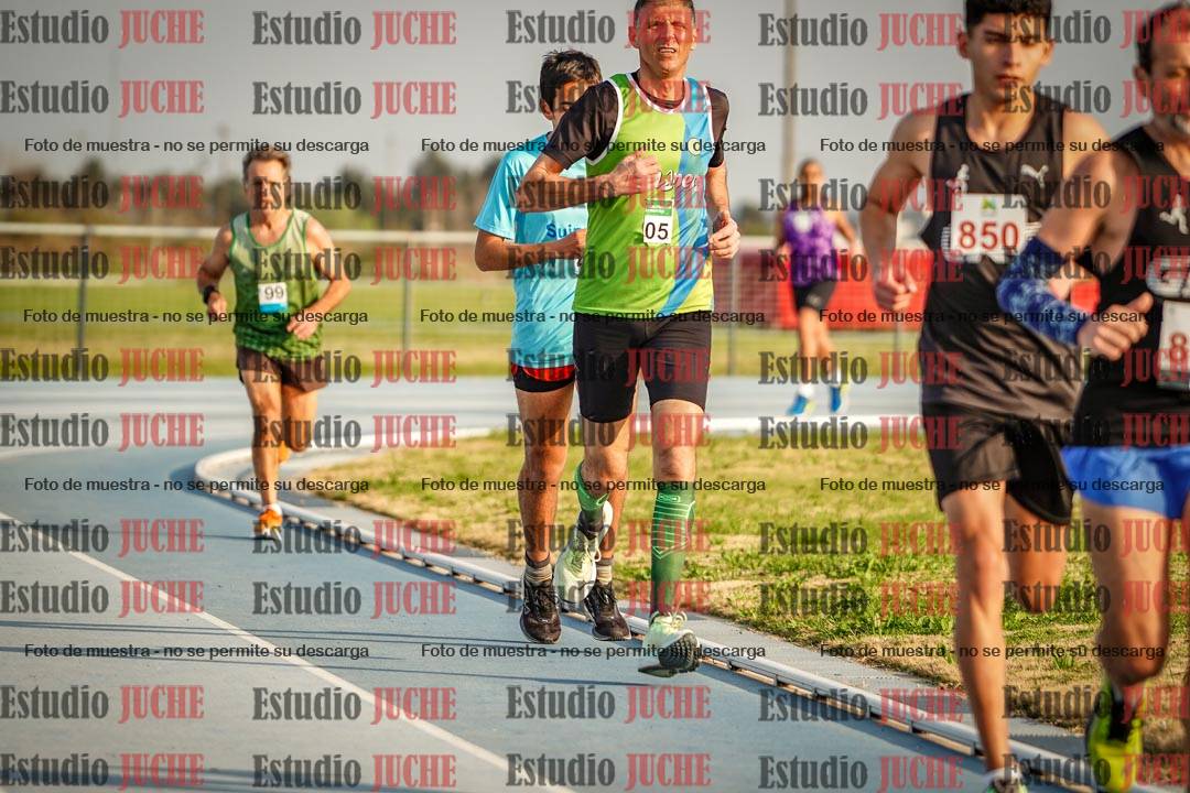 Fotos de los 3000 m llanos de varones