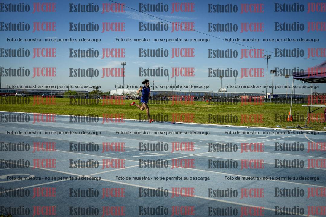 Fotos de los 400 m llanos de varones