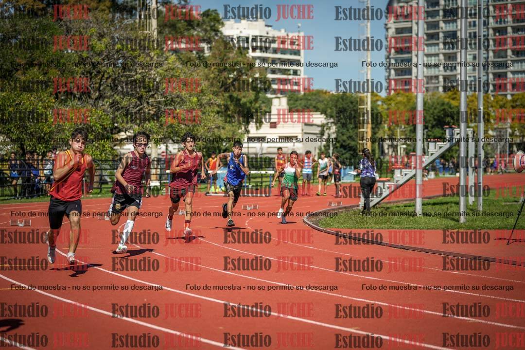 Fotos de los 200 m llanos de varones