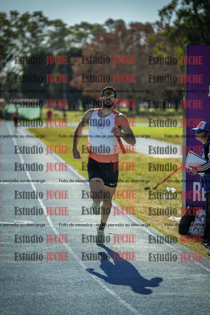 Fotos de las postas 4x200 m llanos de mujeres