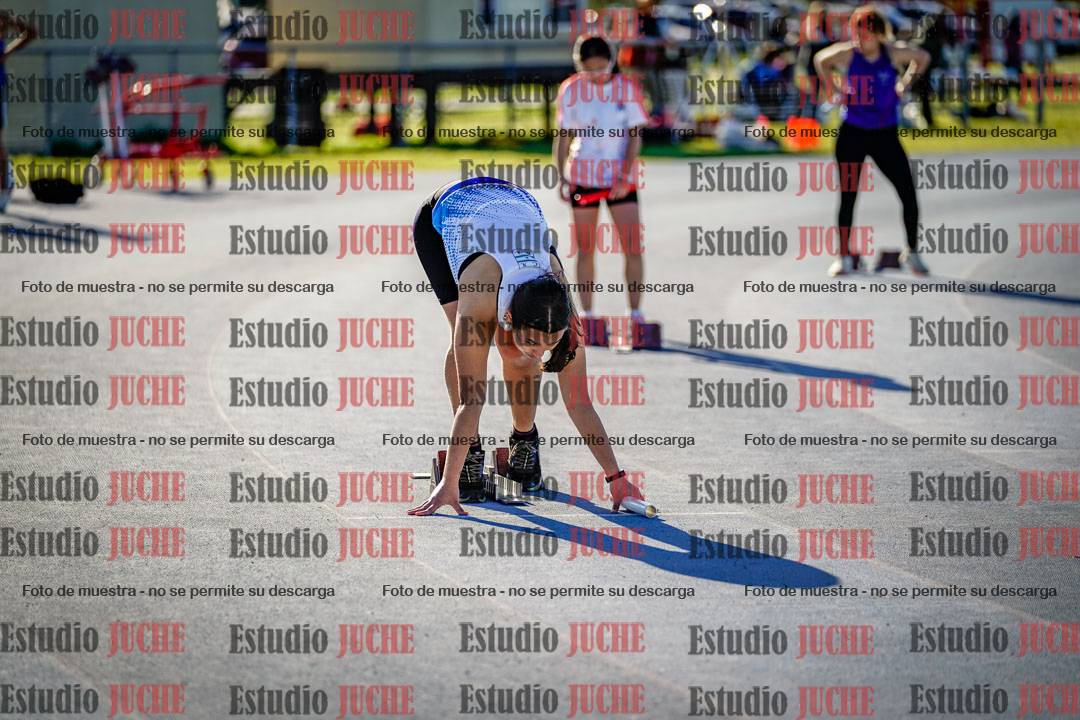 Fotos de las postas 5x80 m de mujeres
