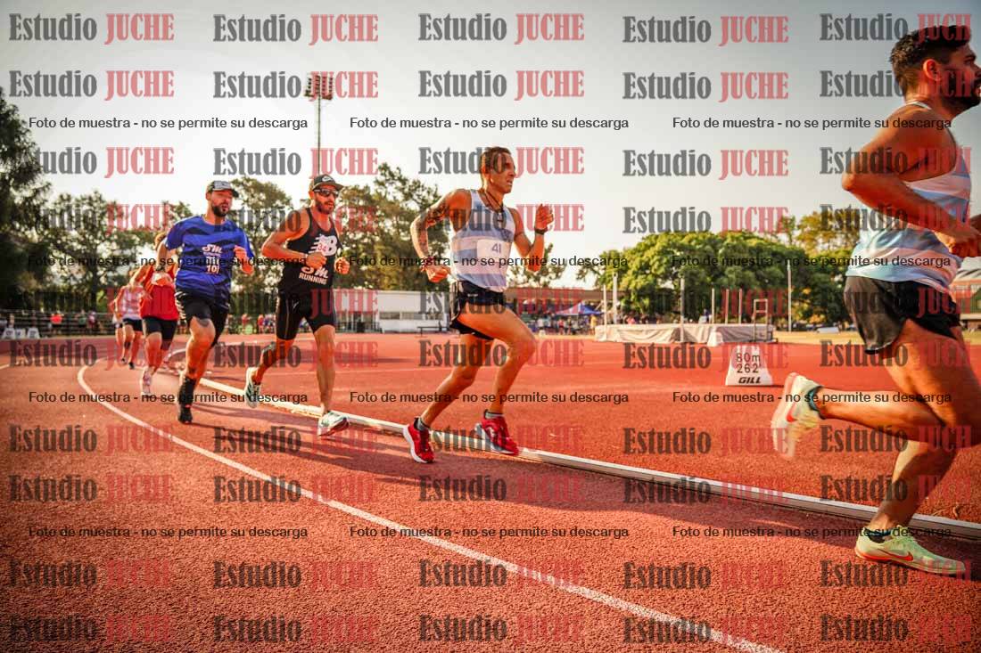 Fotos de los 1500 m llanos de varones