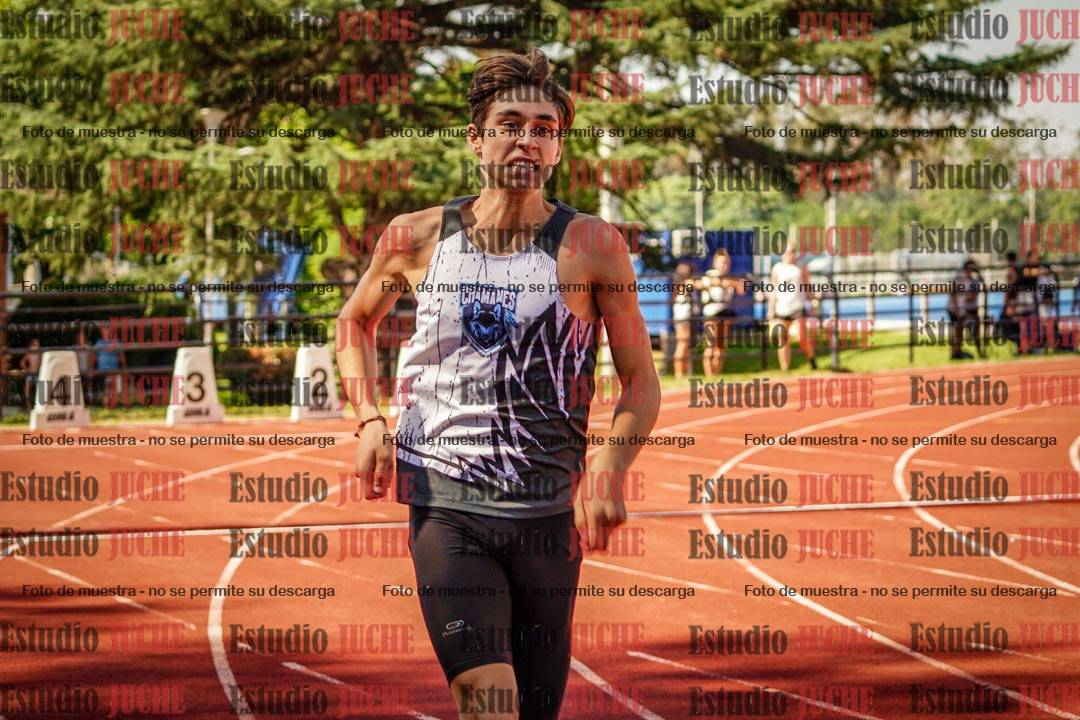Fotos de los 400 m llanos de varones