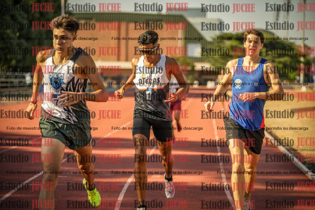 Fotos de los 800 m llanos de varones