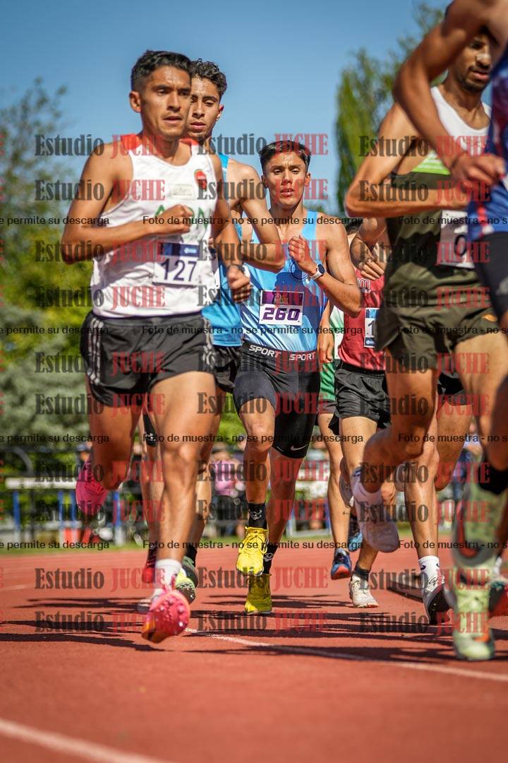 Fotos de los 5000 m llanos de varones
